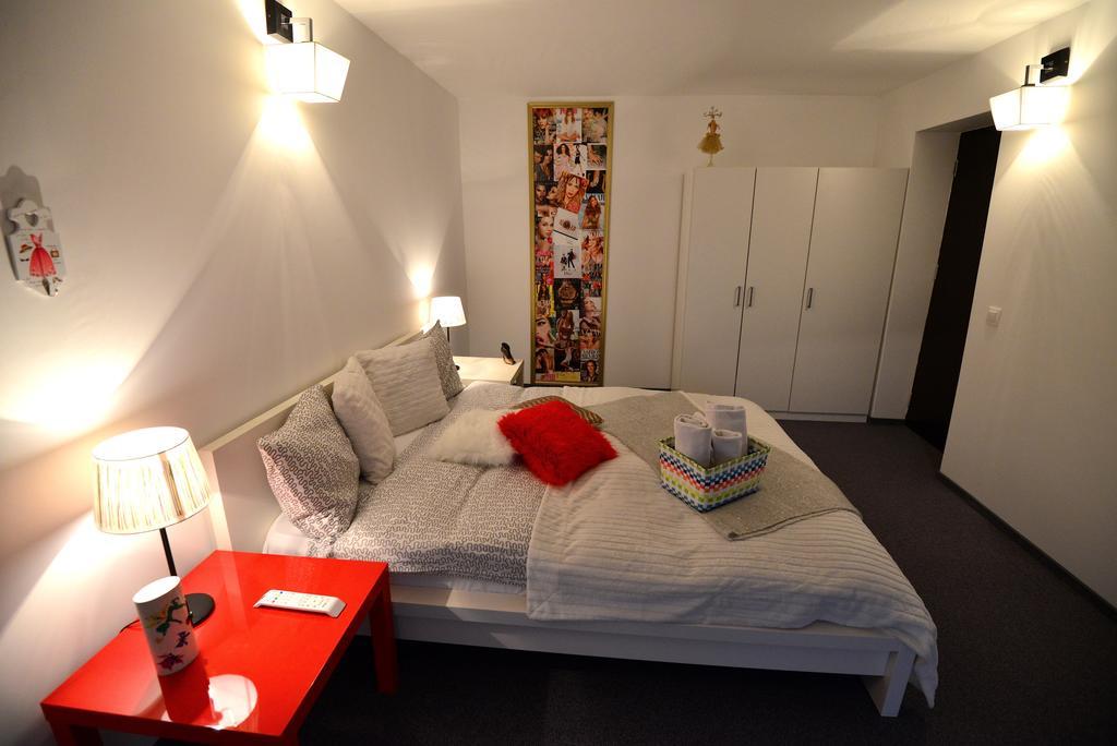 Biscuit Hotel
