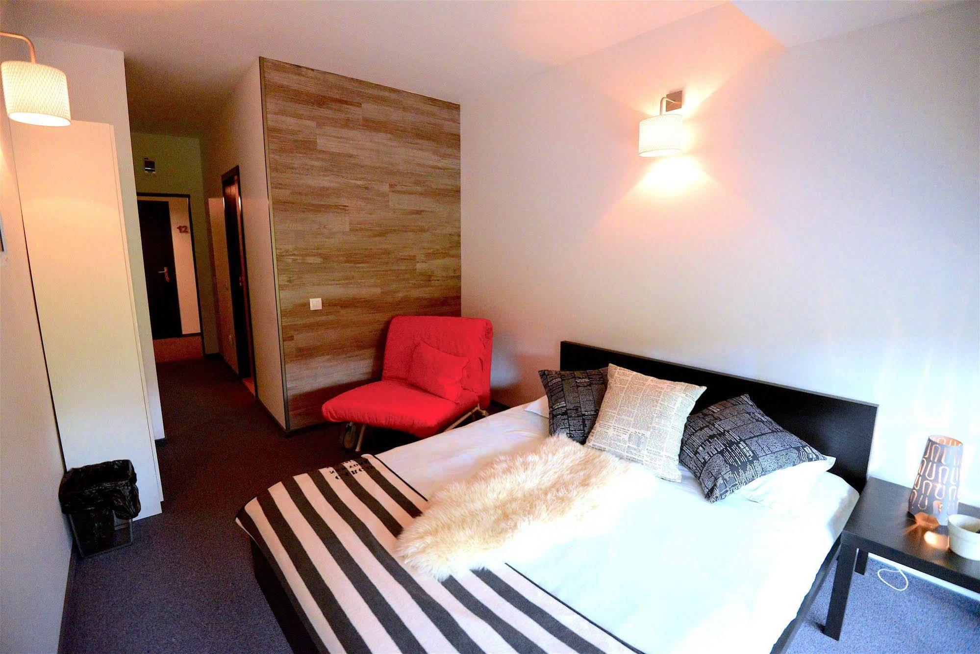 Biscuit Hotel 3*